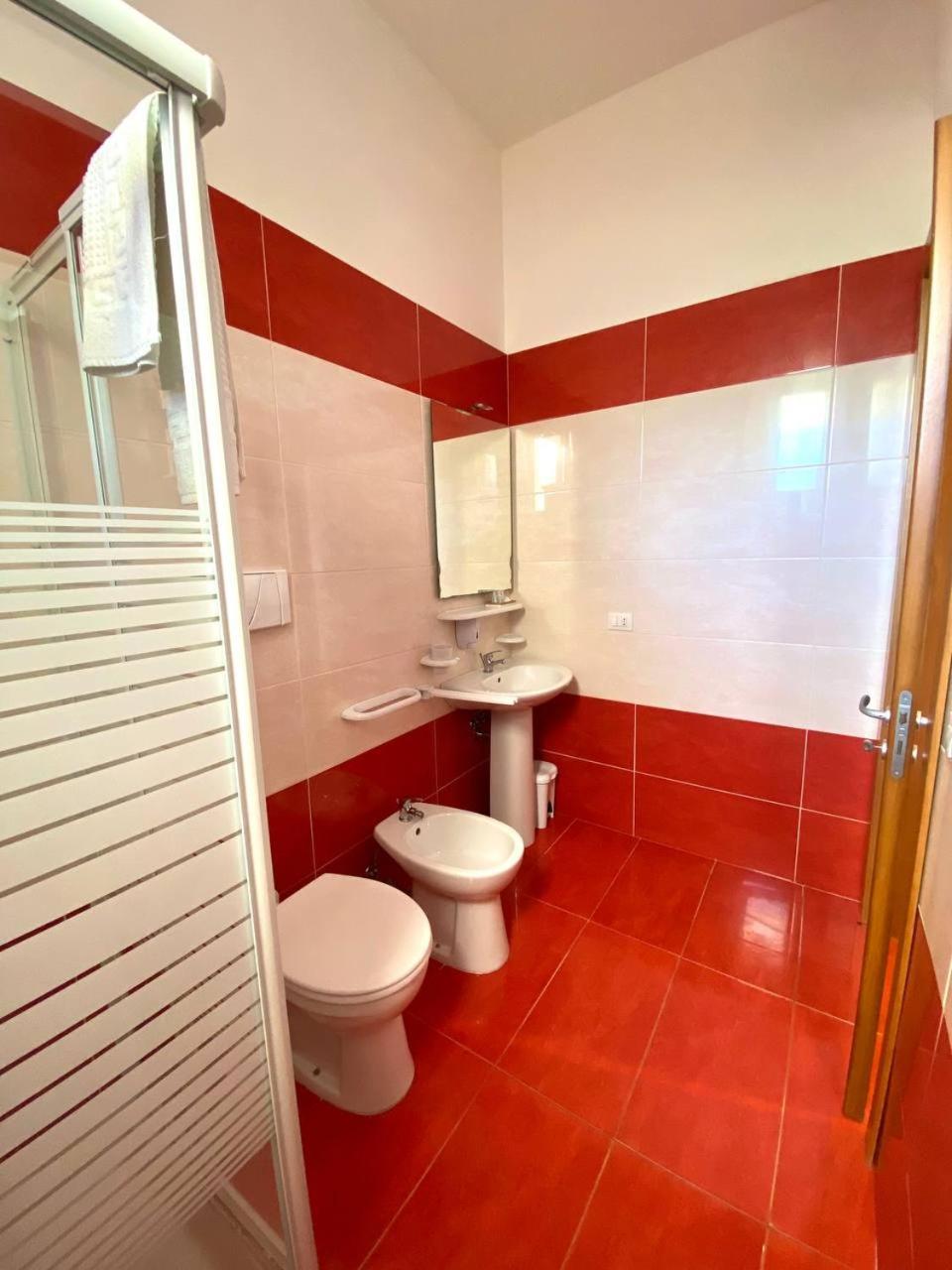 B&B Vistadamare Torre Specchia Ruggeri Esterno foto