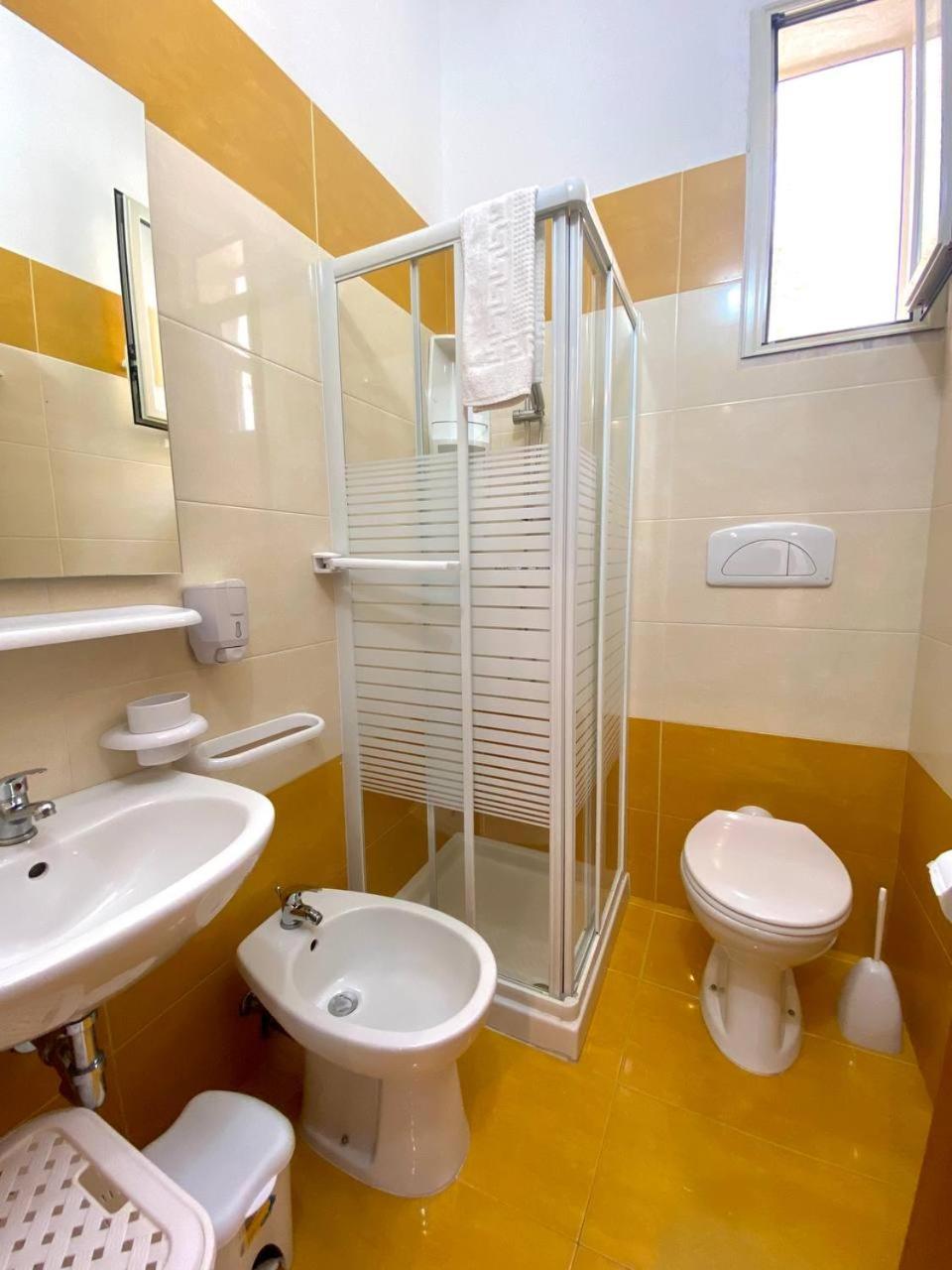 B&B Vistadamare Torre Specchia Ruggeri Esterno foto