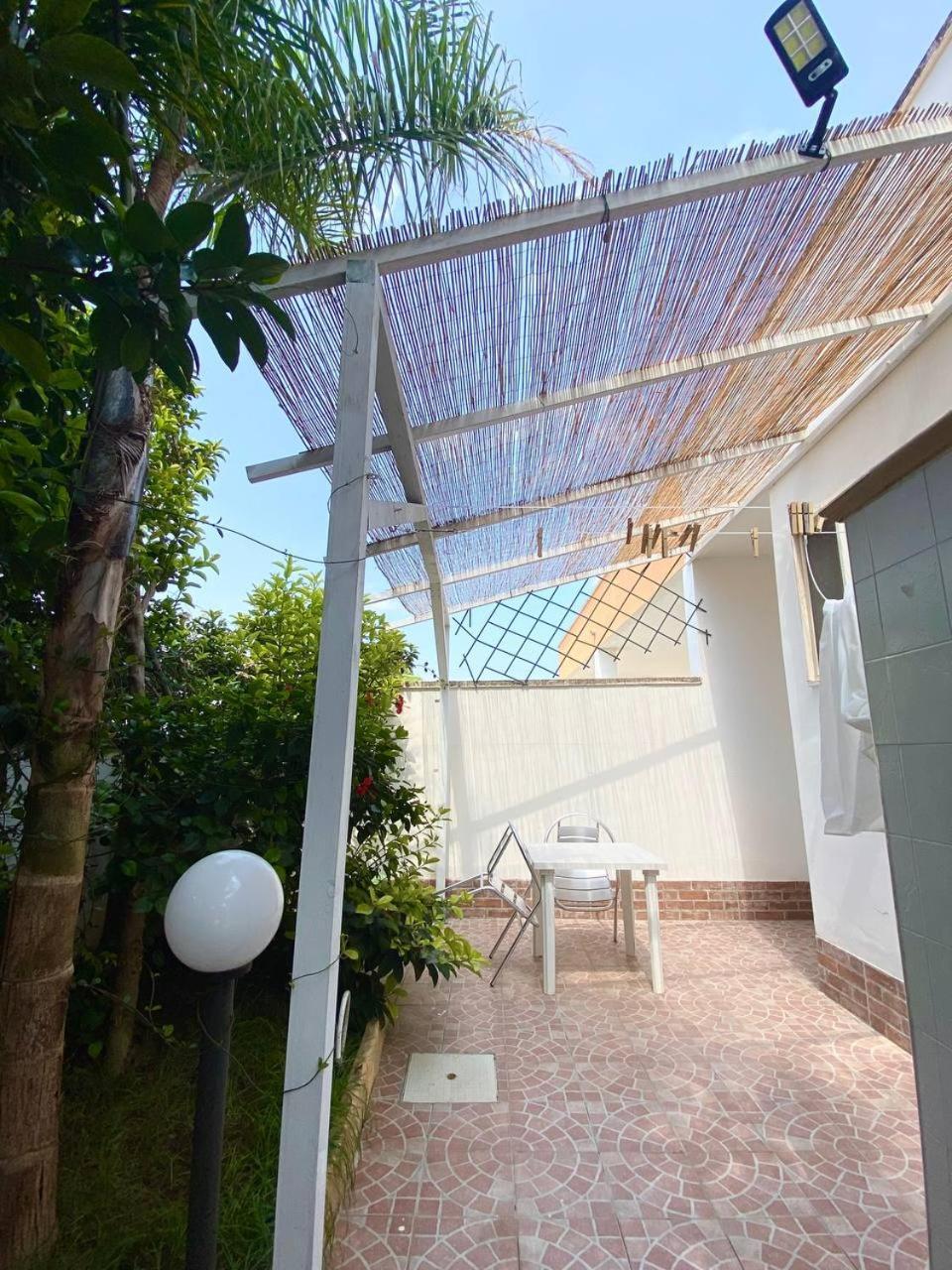 B&B Vistadamare Torre Specchia Ruggeri Esterno foto